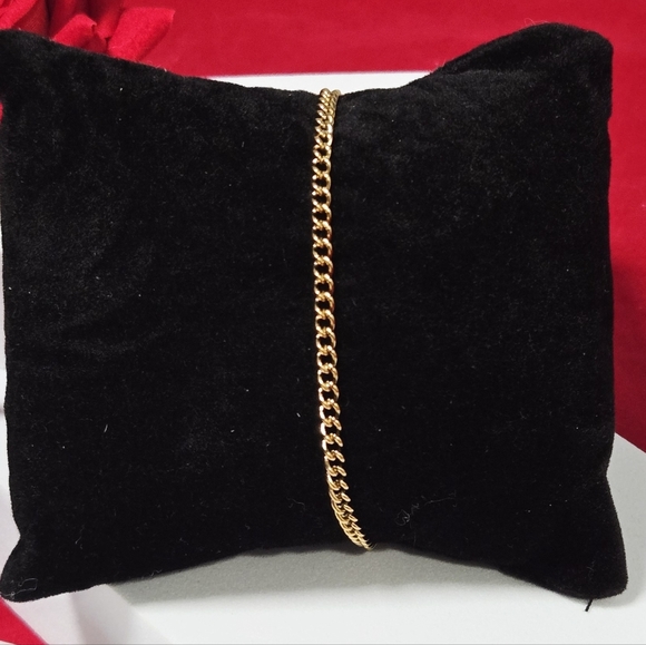 Boutique Jewelry - Gold Round Curb Chain Bracelet 2mm Stainless Steel